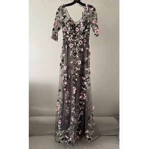 Basix Black Label Floral Embroidered Gown Dress | Size 0 | Sheer Mesh | NWT